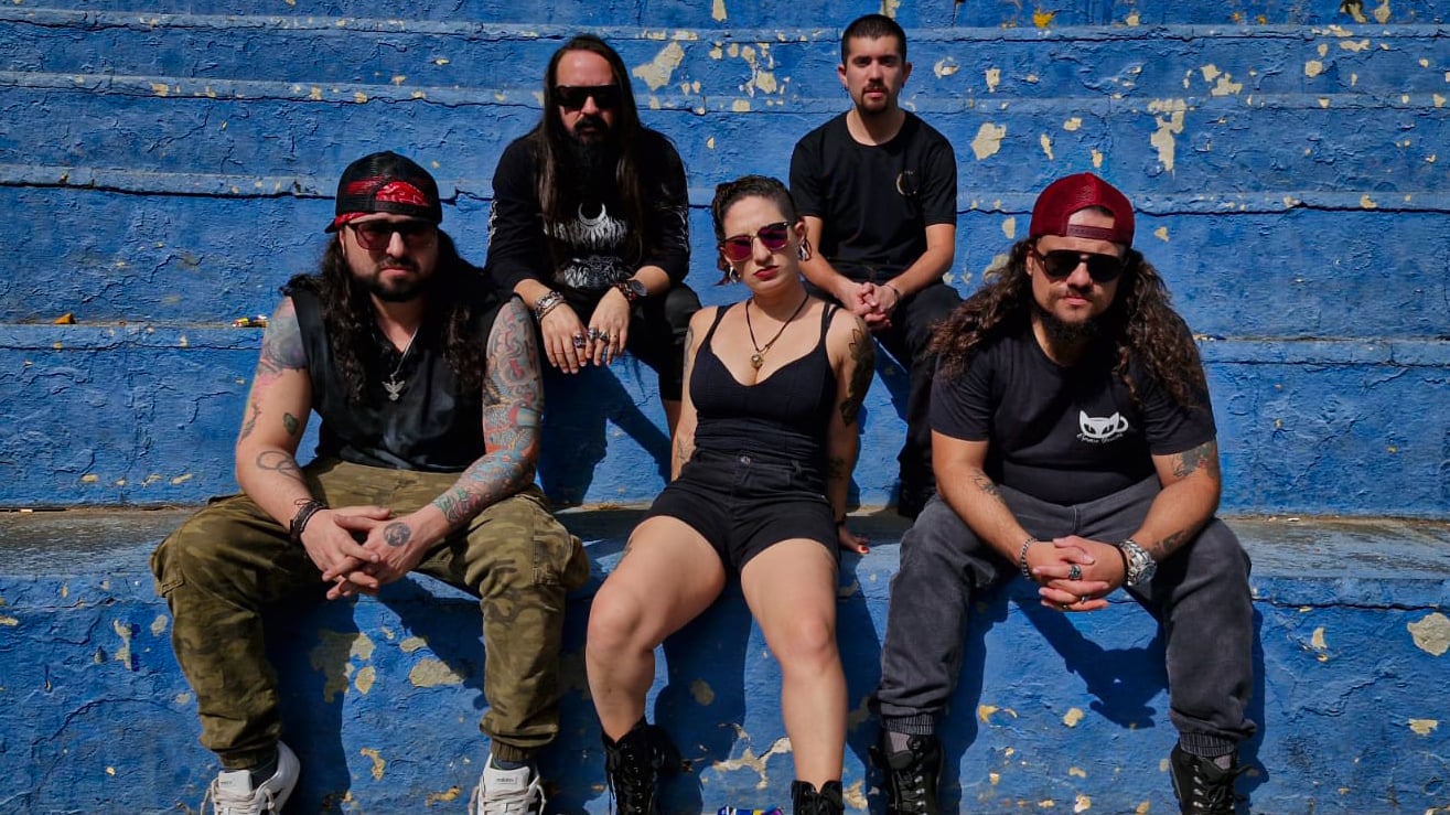 Indjent Revoluciona a Música de Protesto com o Lançamento do EP “Teatro de Ilusões”