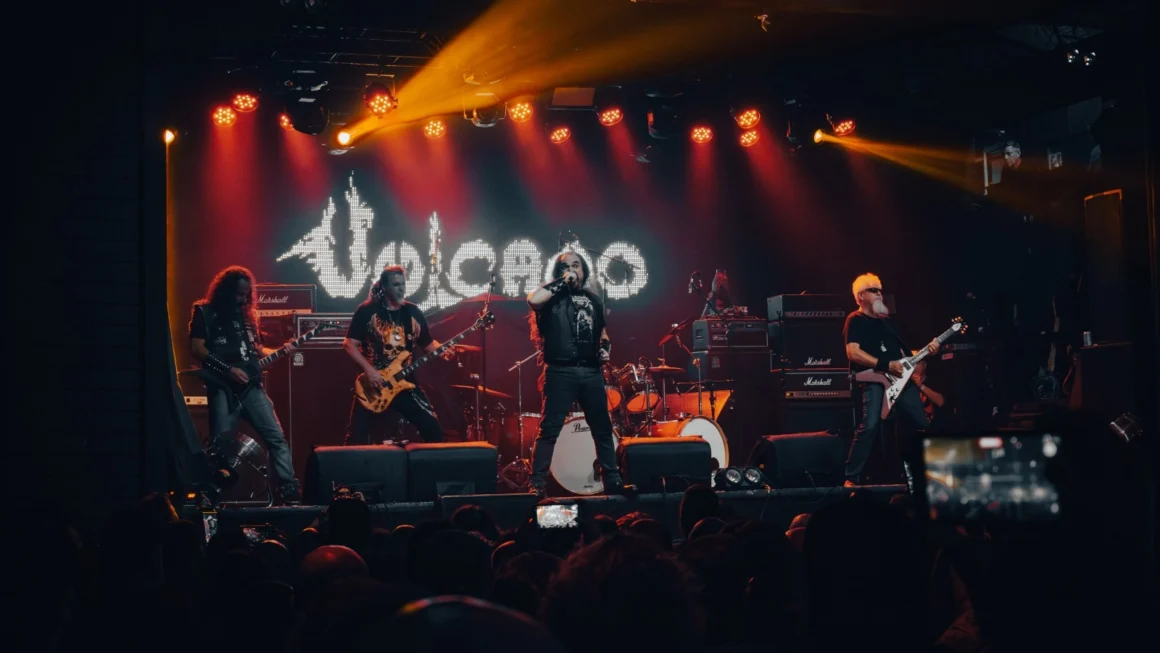 VULCANO: Lenda do Metal brasileiro confirmada como headliner na quinta edição do festival mexicano ‘Fast ‘n’ Loud’ – confira!